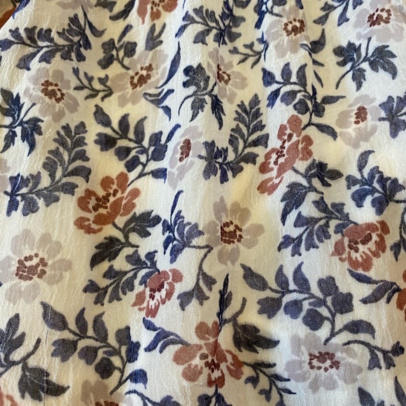 Floral print off the shoulder shirt - Picture 3 of 6